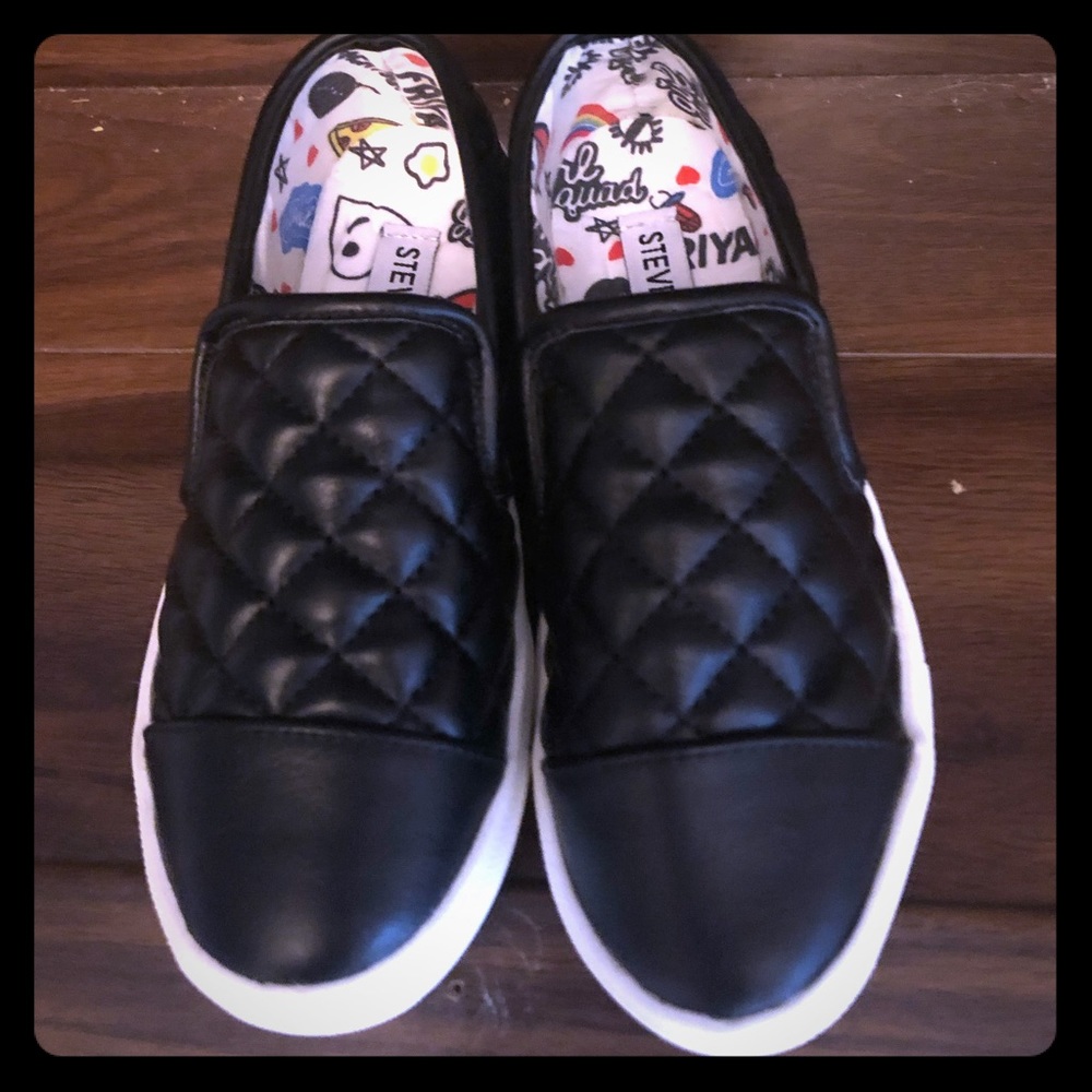 NWT SLip on girls shoes